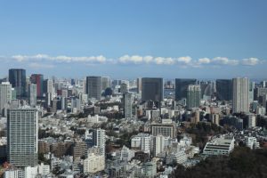 【世紀を跨ぐ水平線】世代を超えて受け継がれる強固な基礎（ファウンデーション）に、不変の美意識を宿す美学